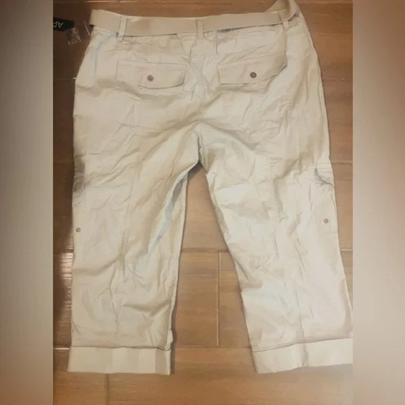 Apt. 9 Women's Cargo Joggers in Beige - Picture 3 of 5